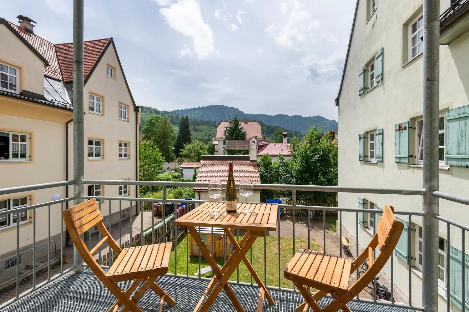 Golden Boho I Centrum I Car Park I 8 Pax I Netflix 福森